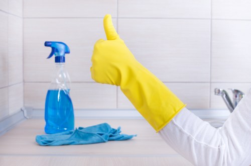 Move out cleaning for a central London flat in W1T