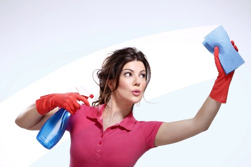 Local carpet cleaners in W1T treating different carpet fibres